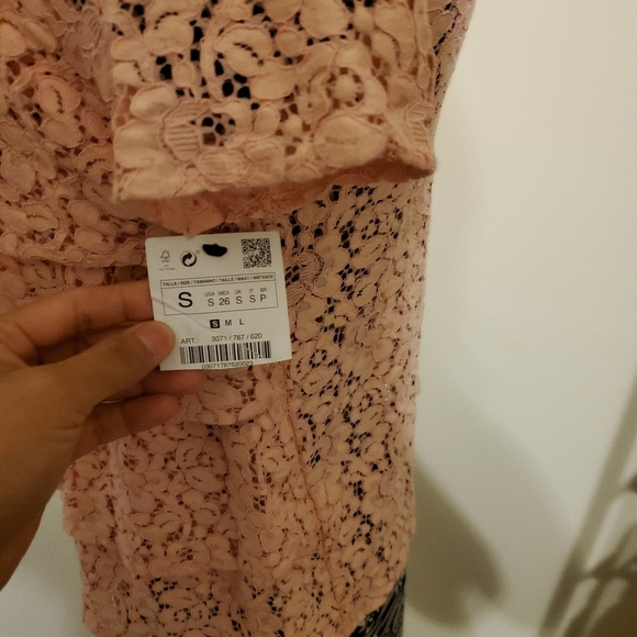 Zara basics tierred lacey blouse office career wear - Picture 3 of 5